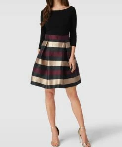 Swing Cocktailkleid Mit Streifenmuster - Bordeaux Rot