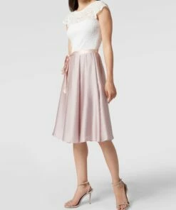 Swing Cocktailkleid Mit Taillenschlaufe - Rosé