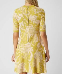Ted Baker Strickkleid Mit Floralem Muster Modell 'Monniey' - Dunkelgelb -Rock Geschäft 89836c9l6ta48ipi9p354hi58srlclaf6t2j4l9h6954qla99ks4qgia9gql0dq8652kkd9k6123gham9d3jgdj46osjedhjc4ojgohk68q68e1g75gjgohgckrmacb36ks38co