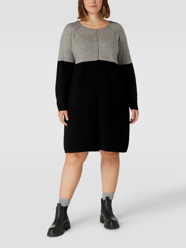 ONLY CARMAKOMA PLUS SIZE Strickkleid In Knielänge Modell 'CARLAURA' - Mittelgrau Meliert 1 ONLY CARMAKOMA PLUS SIZE Strickkleid In Knielänge Modell 'CARLAURA' - Mittelgrau Meliert