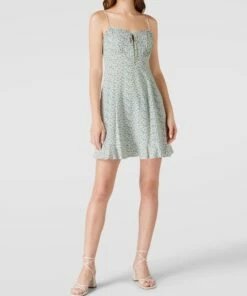 REVIEW Minikleid Mit Herz-Ausschnitt - Hellblau