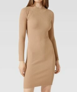 Guess Knielanges Kleid In Ripp-Optik - Sand -Rock Geschäft 98rjek9na924cl296gp4akhl712kgc2l91alajq2713k6gi79d93gi27a8rjajq78da38k9n8sq52c2i9t3m6dr3ckomae9mckr36c1k61gjae9l65i3acj4c5hjec1j6sq34co
