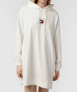 Tommy Jeans Sweatkleid In Minilänge Mit Label-Stitching - Offwhite 8 Tommy Jeans Sweatkleid In Minilänge Mit Label-Stitching - Offwhite -Rock Geschäft 990jghai6p5kelal74pkeh2h6985aga36d94eihmad7l6k23ad642dqd9lak2hpl8543cia26h4lad228oo66dpocdi64opm6th32d1k68o3eo9h6spm8pj36or6cdpg6gp3cc8