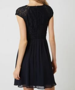 Jake*s Cocktail Cocktailkleid Aus Spitze Und Chiffon - Marineblau Meliert 9 Jake*s Cocktail Cocktailkleid Aus Spitze Und Chiffon - Marineblau Meliert -Rock Geschäft 9d3k6c9pa5ajee2c91a3gi2k6so50iacahal6h2a64rj8kim718j0d24a8qk8d2m758k2jie6l3jecqm653jgp1pcoo66d3664oj4e9k6spmcoj4c9i36e1g6ks6acr465j62p0