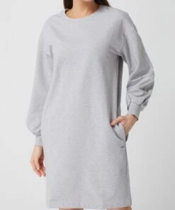 BETTY & CO WHITE Sweatkleid Mit überschnittenen Schultern - Hellgrau Meliert -Rock Geschäft 9d6j6jii8gpksk1i714kakpg90p4ic1k6p74mgpga8o36gak9csk6l1h6cqj6e2f9l1kcd1ka5b52h2j68o38d1jc4pjep9n70p64d1k69ijce9g69ij0cb469im8chjccqj0e8