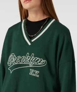 Only Oversized Sweatkleid Mit V-Ausschnitt Modell 'NIA' - Dunkelgrün -Rock Geschäft 9h448i9p91236k2670oj4d2i6594uc2i95634cqha115alaea96kodqg659kqiaea51k2k236d74kjhgago38p9icoq30dpg6crjep1k75hm4oj2c5hjicho75gjedpm6soj4e8