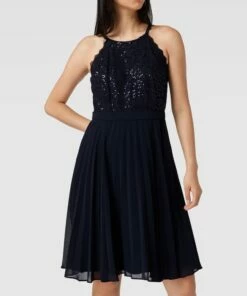 Jake*s Cocktail Cocktailkleid Mit Plisseefalten - Marineblau Meliert -Rock Geschäft 9os4giq19so4ij27a4pkqcq475554cqh8gq4ujql6t1kmcq66173cjafa99kkd2e8d25aipg6taj2d1k8l3mad9kclhj8e9k74s66p1k6hij8ohi60rmcd9m6kr66c356dh68dg