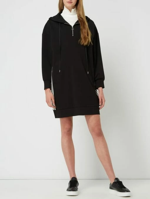 Twin Set Sweatkleid Mit Kapuze - Schwarz -Rock Geschäft a0p4geak856l2j2h68s48gi864sk2la560okuiag69658l1j9opjci256dajadie9d2j8li46l1kmchm893j2c33c5hjep9p65hm8e9kc9gjie9n75h3idppcdj3id1i6kqjce0