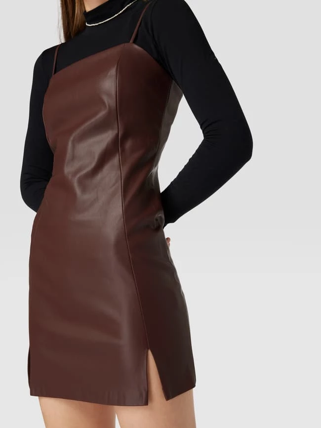 REVIEW Minikleid In Leder-Optik - Mittelbraun 3 REVIEW Minikleid In Leder-Optik - Mittelbraun – Bild 3