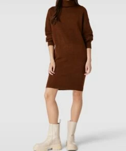 Pieces Knielanges Strickkleid Mit Rollkragen Modell 'Fabia' - Cognac