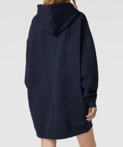 Tommy Jeans Sweatkleid Mit Label-Stitching Modell 'COLLEGIATE' - Marineblau -Rock Geschäft a97l4h1gada4acqb9ta3eh2k6ha4aja4ah1j4dih8t448c9g9p5l0l9j7183gkaj9dalch1l99a50ihp8go3epj4ckrjgp9l71h32p9kcksm4e1ockp3eob4cop3cphm65hj6do