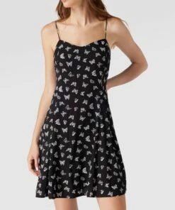 REVIEW Minikleid Mit Floralem Allover-Muster - Schwarz -Rock Geschäft ad64ocig757kmgpnah3kciphadb3ci2d9945aca68d7jghqg90sjeh299oqjagq99t14oc2560qkcjpn70o36cpnc9ij8cj1ccojgchkc4q66ohocop68pj260om4oj46hhj0o8