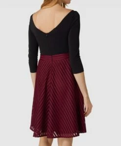 Swing Cocktailkleid In Two-Tone-Machart - Bordeaux Rot 9 Swing Cocktailkleid In Two-Tone-Machart - Bordeaux Rot -Rock Geschäft ah64cdi16takchq86dakshqi8cr3ggpj74p4uh9j8osl2gq385836da5aoqj4i1n61ak8d228h14qgia8oo62db6ckpjgcho61im6e1kc9h6cohm6os64eb174pjee34coo68e8