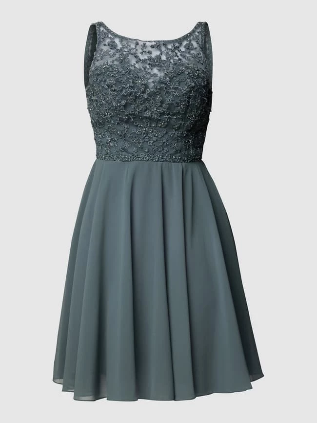 Laona Cocktailkleid In Minilänge Mit Strasssteinbesatz - Grün 2 Laona Cocktailkleid In Minilänge Mit Strasssteinbesatz - Grün – Bild 2