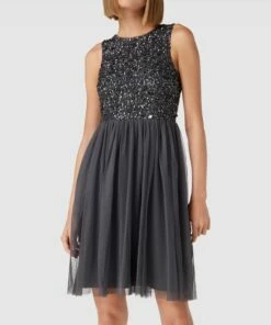 LACE & BEADS Cocktailkleid Mit Paillettenbesatz - Anthrazit -Rock Geschäft akokshil6584ocafap1kmjai99838chlal6l2jhi89442cae8oqlciab6l84sc276ss50kii650jckhl9d3j8d3660q62e1o6lij6d9kc4p38e1lcgo30dphc8qmcc31cgpj0c8