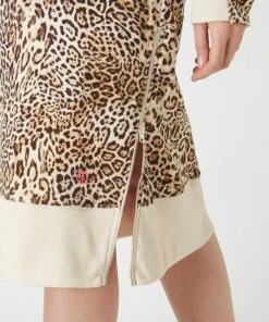 Yippie Hippie Sweatkleid Mit Leopardenmuster - Hellbraun -Rock Geschäft akr3edqh659k2jak6ko54di2890jelika12kac218cojei1g6sok8ci265530g9i957jakicad5jghic8l3m6eb474p3achjc8pjcopkcgsm4e1k64q6aor46ko3ee9nccp64dg