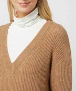 Tom Tailor Denim Strickkleid Mit V-Ausschnitt - Mittelbraun -Rock Geschäft al6k4j236d8j0h2gah8ksja2714j4j25a91jcdid99258dae8kr30jal74q58cq18d448k2ma8pl8hamal3j2p9p61j68e1nckq62d9k74p38e1m69gm6o9o6ksj4dj460p6aog