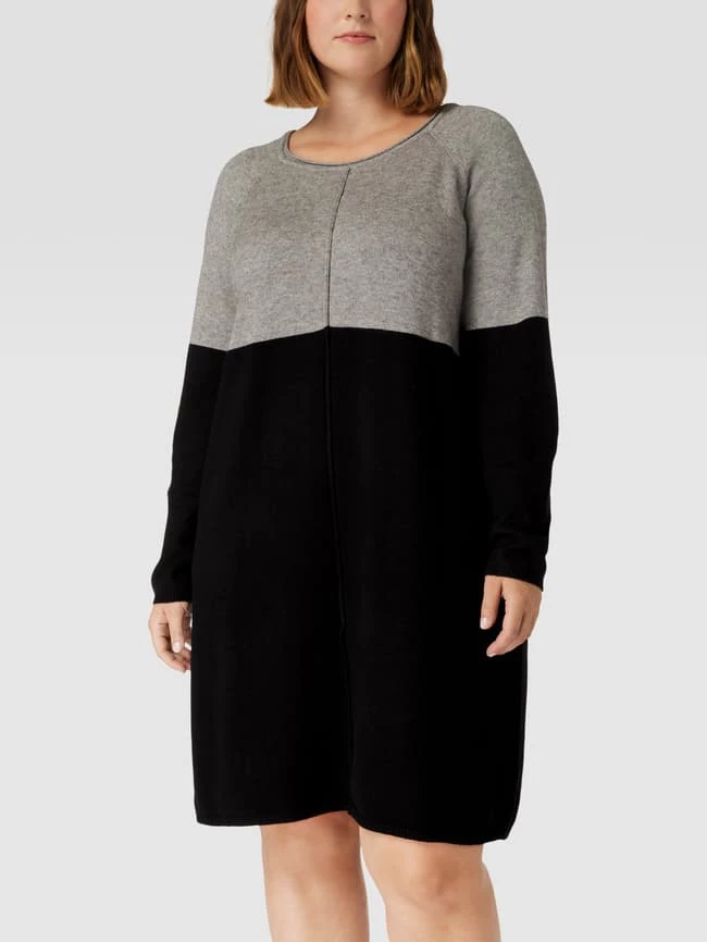 ONLY CARMAKOMA PLUS SIZE Strickkleid In Knielänge Modell 'CARLAURA' - Mittelgrau Meliert 4 ONLY CARMAKOMA PLUS SIZE Strickkleid In Knielänge Modell 'CARLAURA' - Mittelgrau Meliert – Bild 4